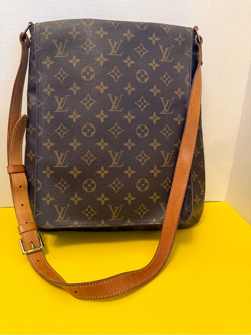 Louis Vuitton Monogram Crossbody Bag in Brown